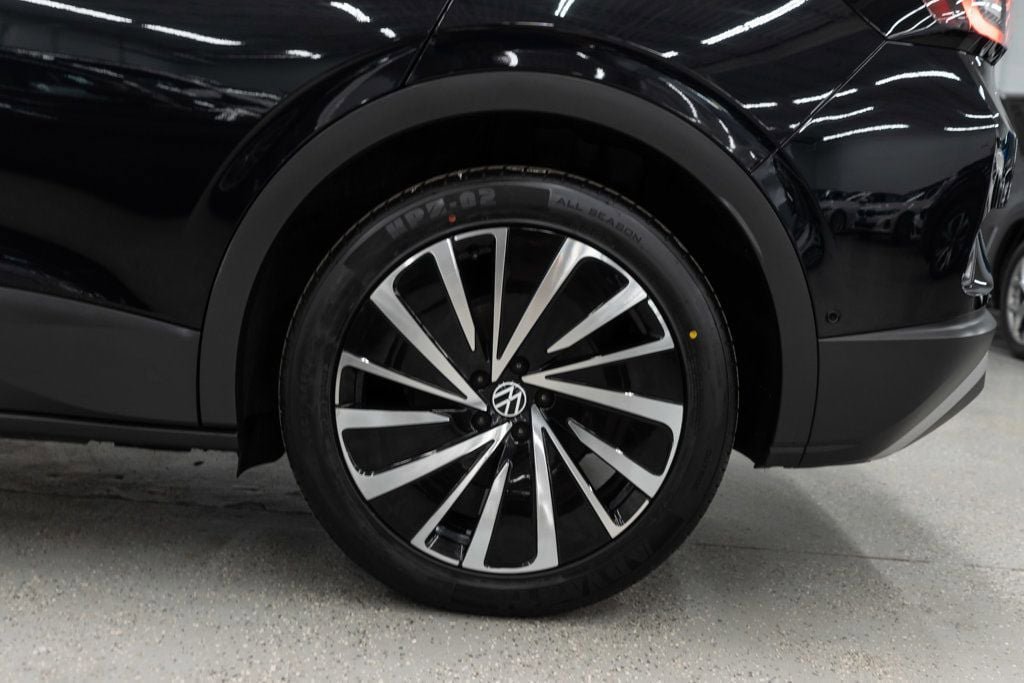 Used 2023 Volkswagen ID.4 Pro S Plus image 35
