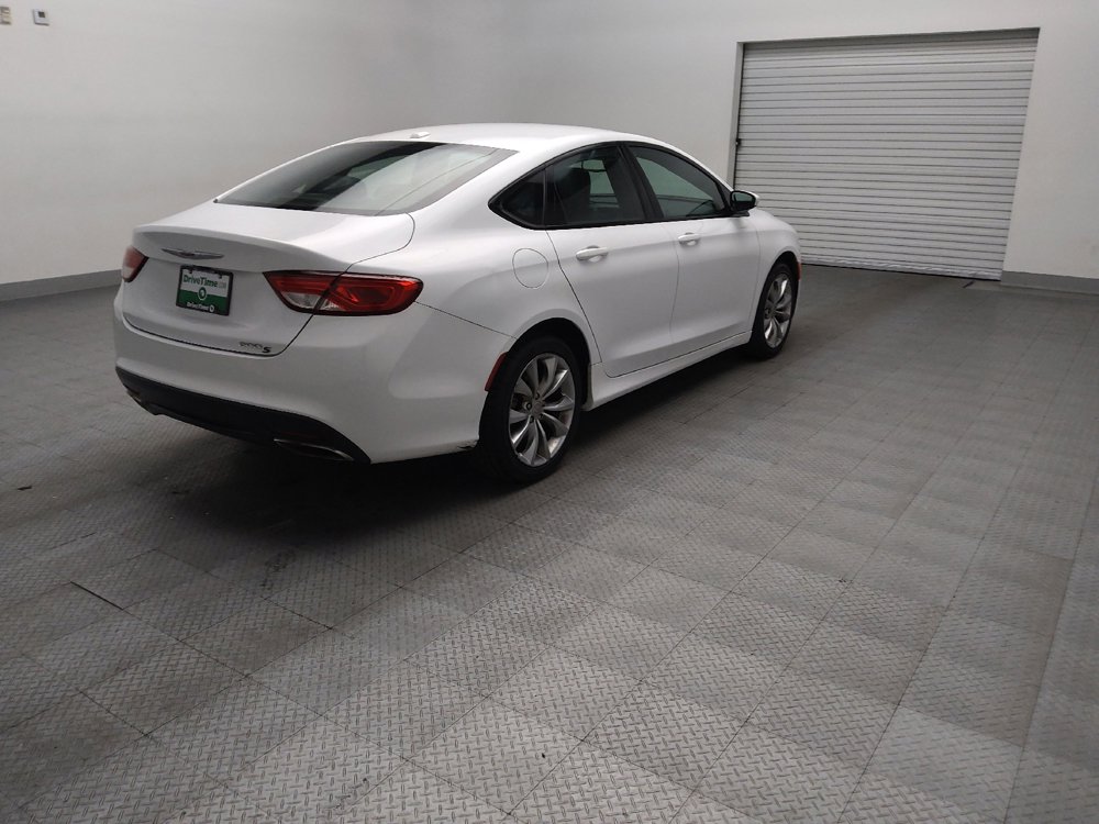 Used 2015 Chrysler 200 S w/ Comfort Group FWD image 9