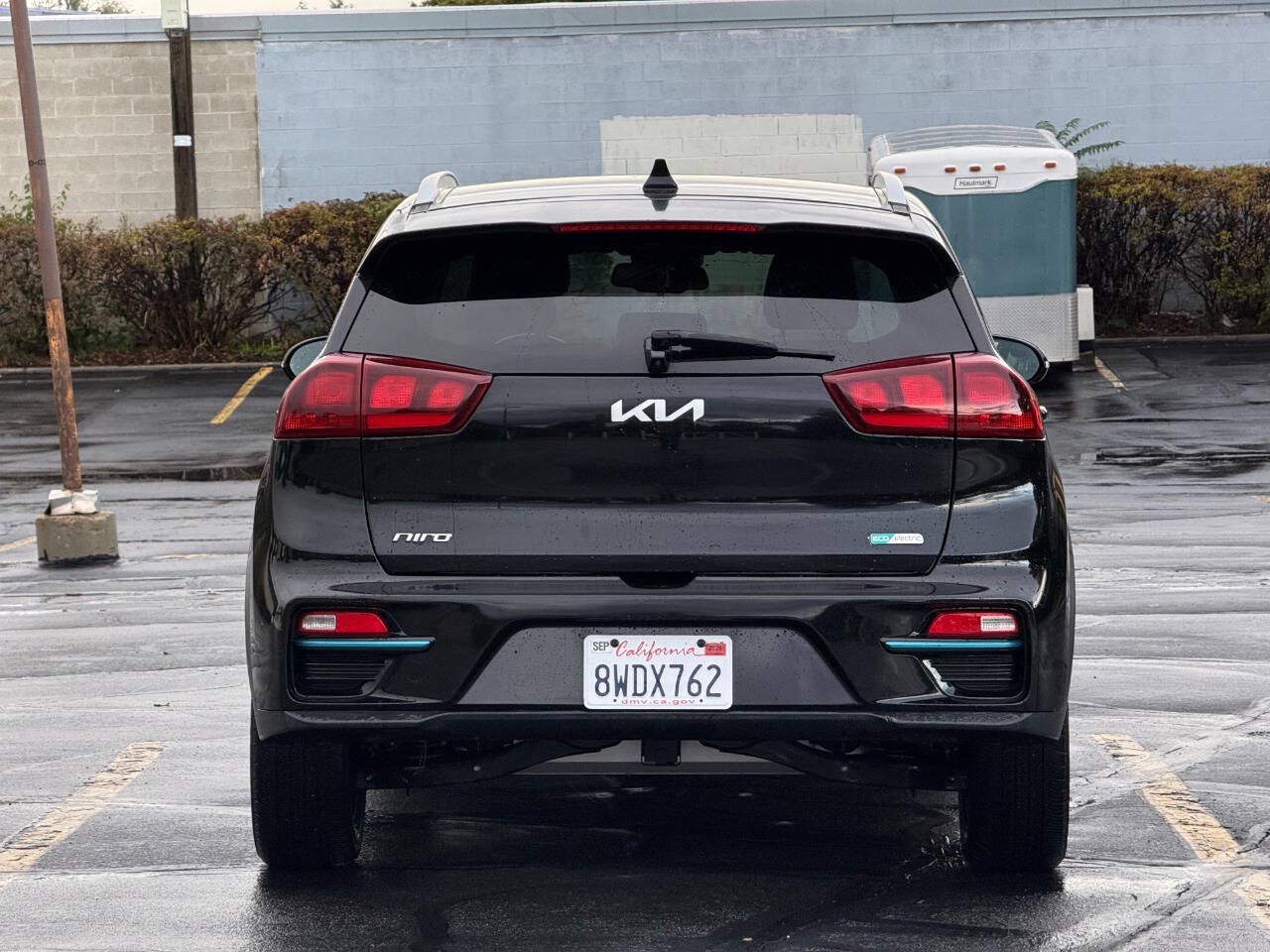 Used 2022 Kia Niro EX FWD image 4