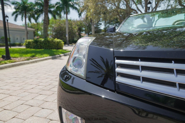 Used 2004 Cadillac XLR image 82