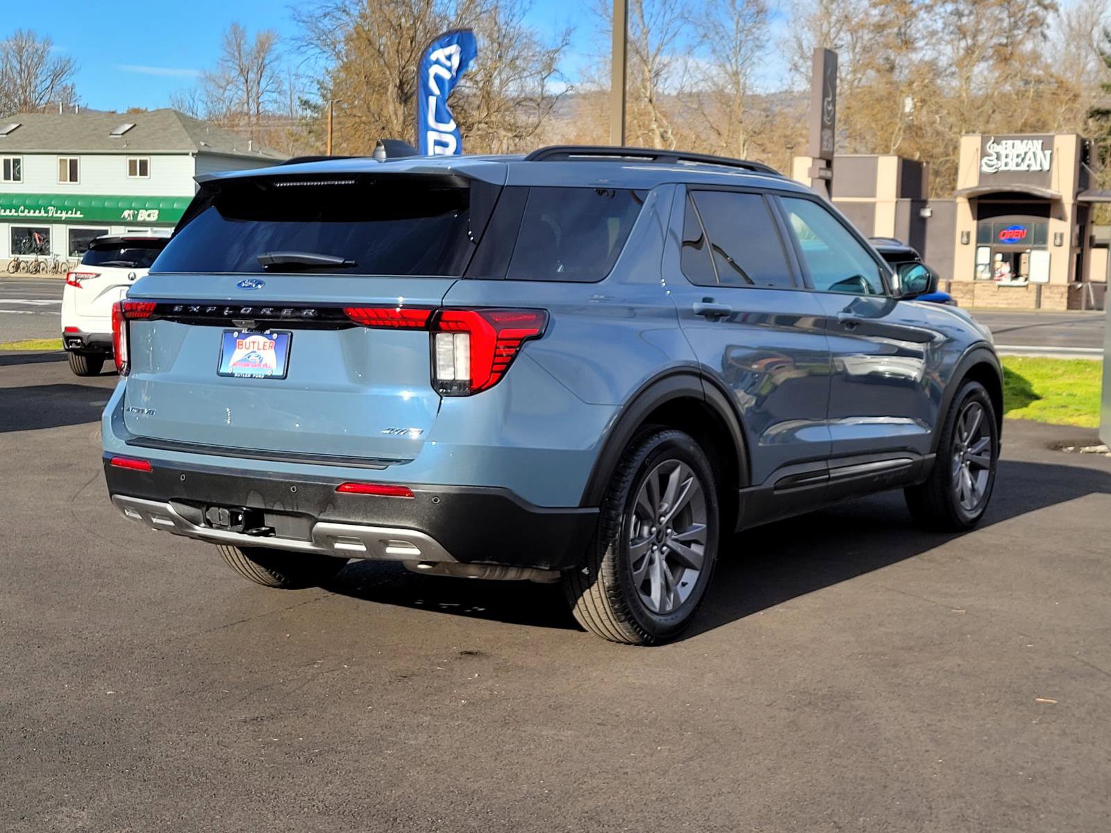 New 2026 Ford Explorer Active w/ Active Comfort Package image 5