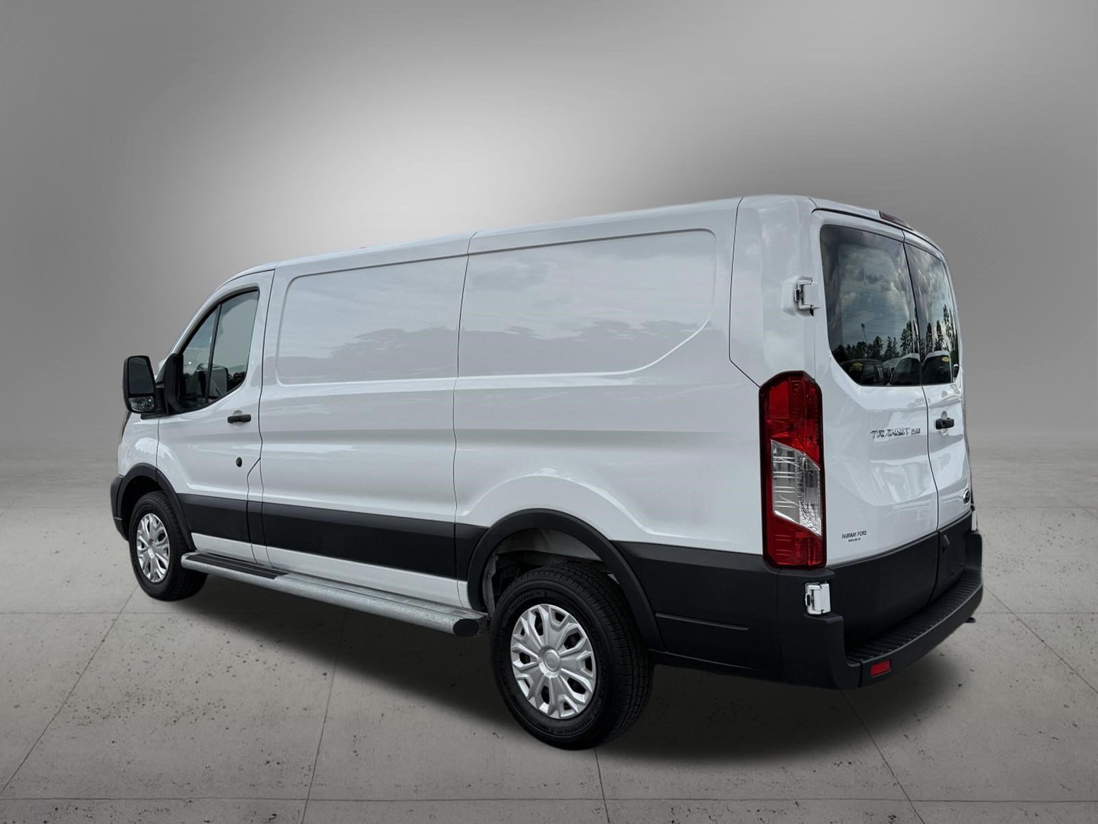 Used 2025 Ford Transit 250 Low Roof w/ Exterior Upgrade Package RWD image 3
