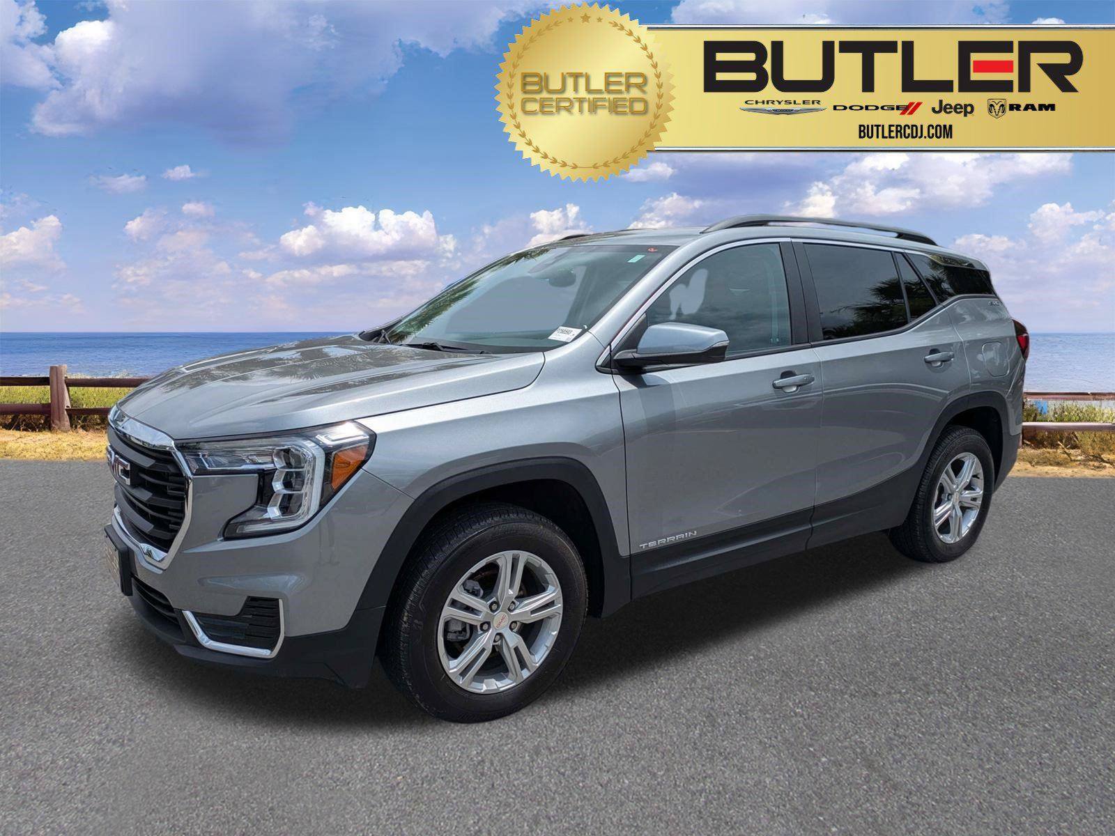Used 2024 GMC Terrain SLE w/ Driver Convenience Package