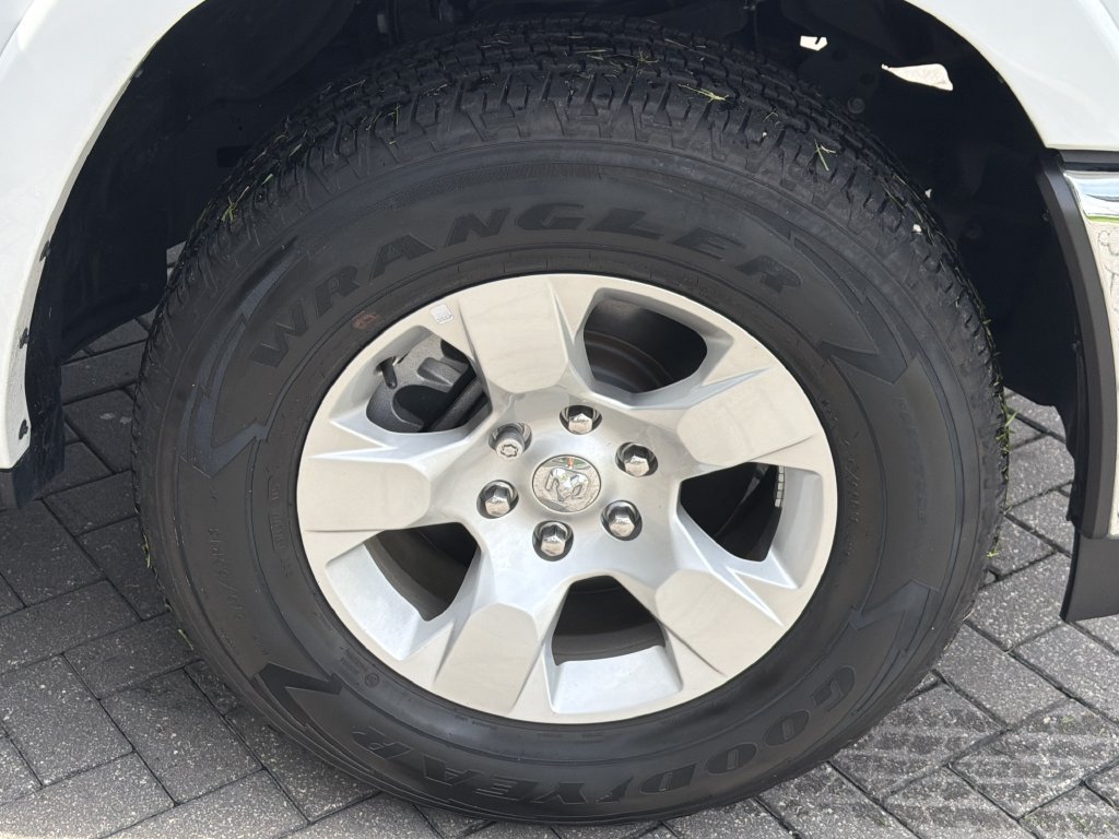 Used 2025 RAM 1500 Big Horn AWD/4WD image 10