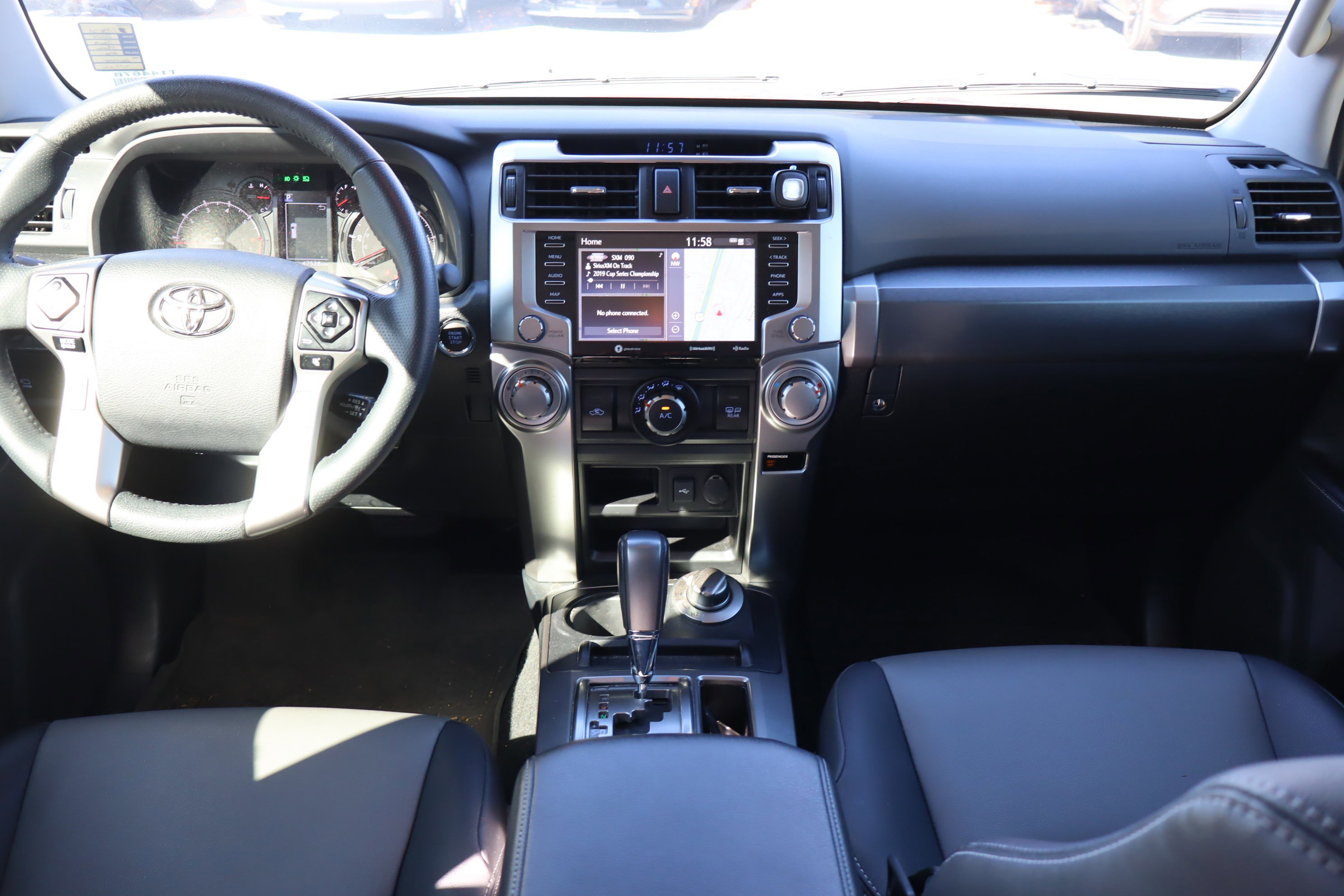 Used 2022 Toyota 4Runner SR5 Premium image 14