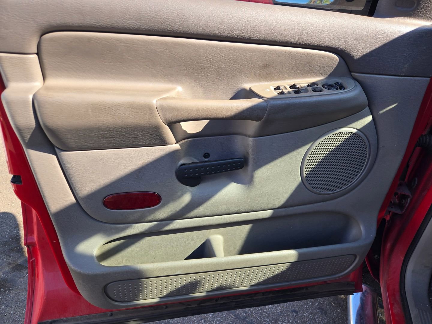 Used 2004 Dodge Ram 3500 Truck SLT w/ Trailer Tow Group image 9