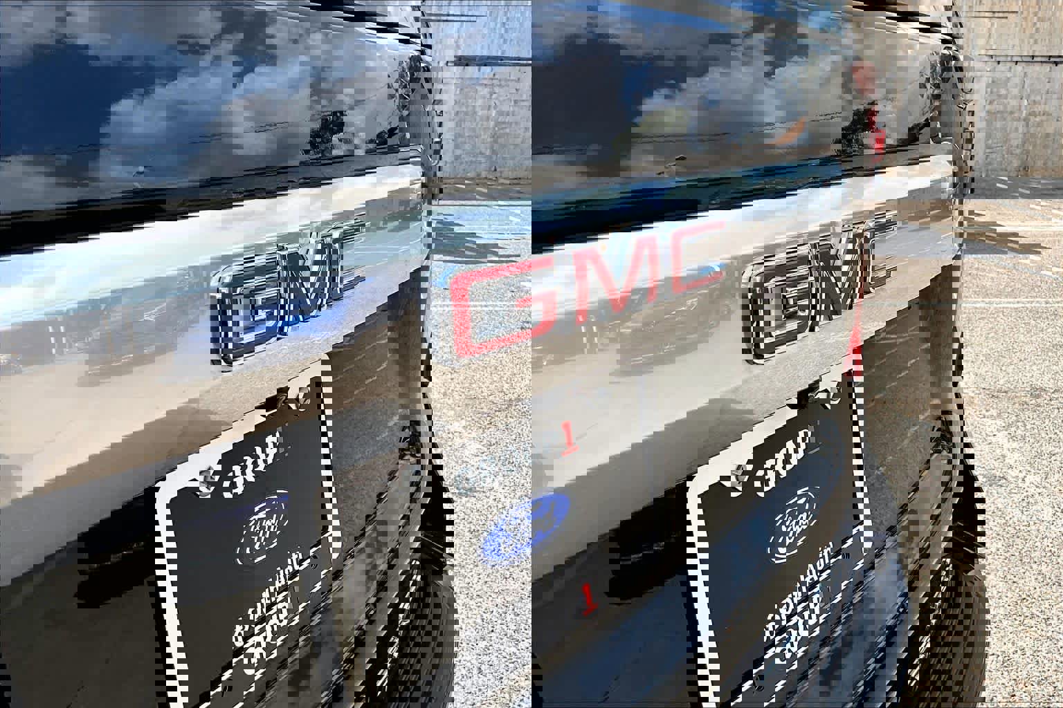 Used 2022 GMC Yukon XL Denali image 31