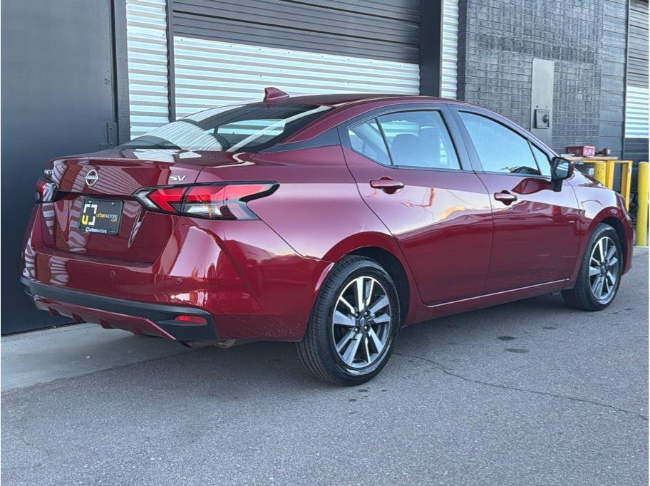 Used 2024 Nissan Versa SV FWD image 3
