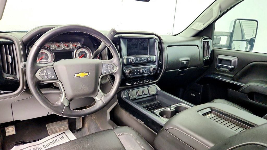 Used 2019 Chevrolet Silverado 2500 LTZ w/ Duramax Plus Package AWD/4WD image 11