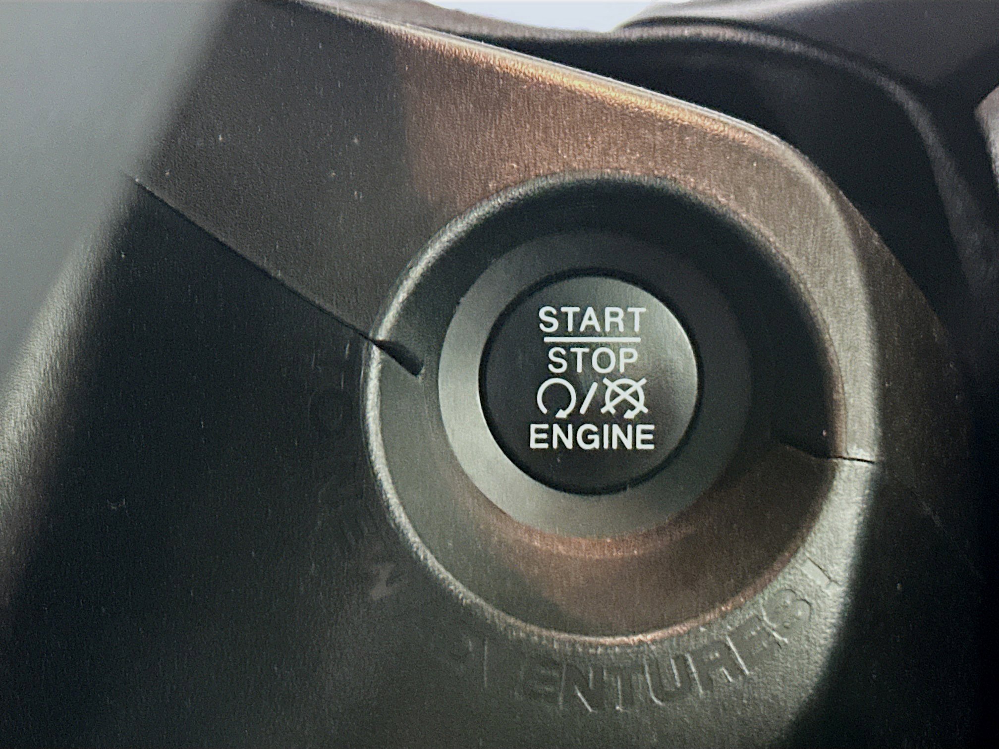 Used 2022 Jeep Renegade Latitude AWD/4WD image 19