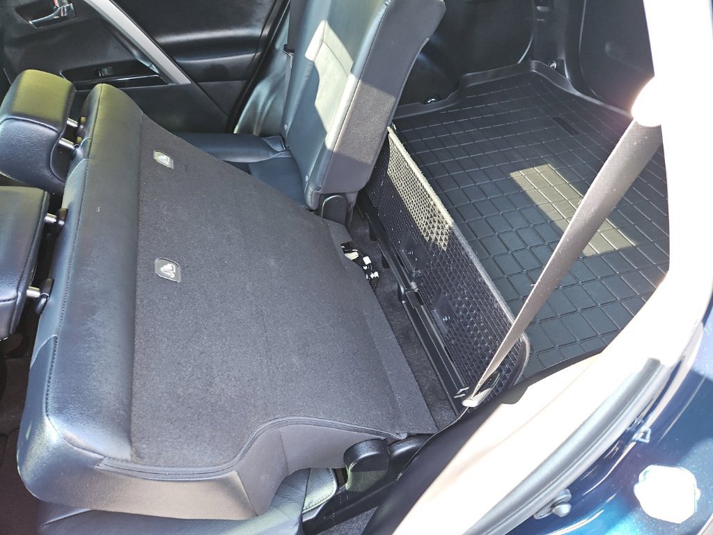 Used 2017 Toyota RAV4 Limited AWD/4WD image 26