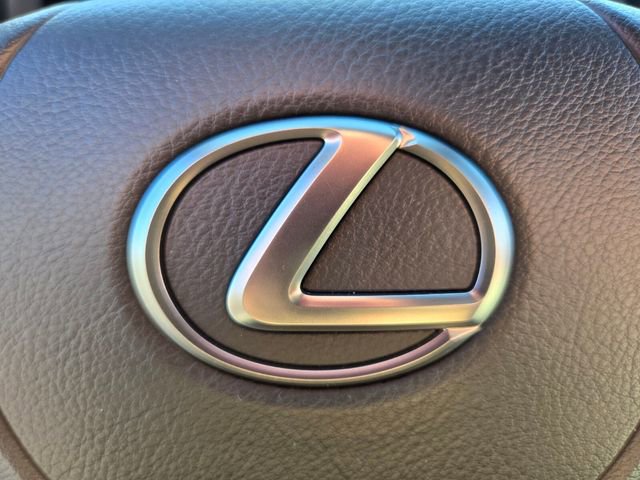 Used 2025 Lexus IS 350 F Sport RWD image 30