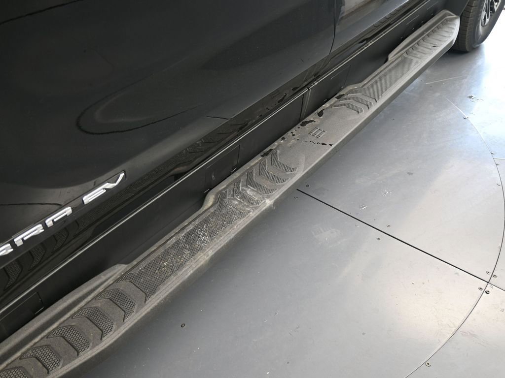 New 2026 GMC Sierra EV Elevation image 14