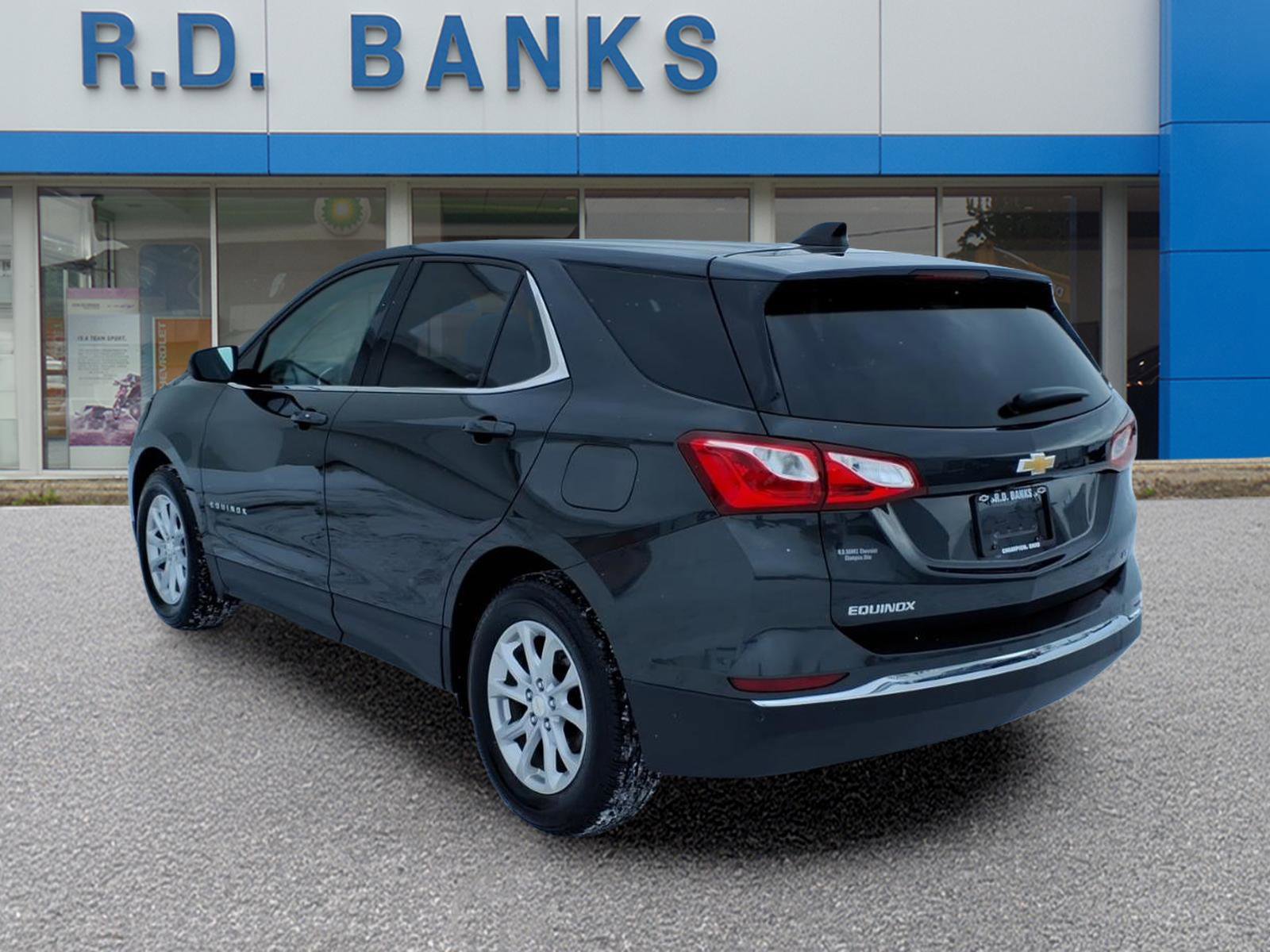 Used 2020 Chevrolet Equinox LT w/ Driver Convenience Package image 3