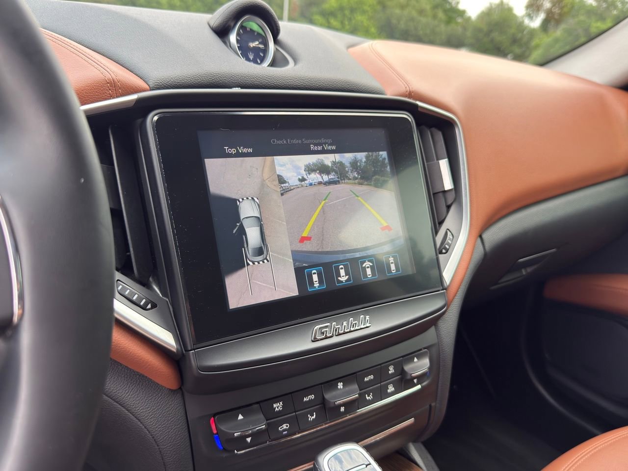 Used 2019 Maserati Ghibli S image 16