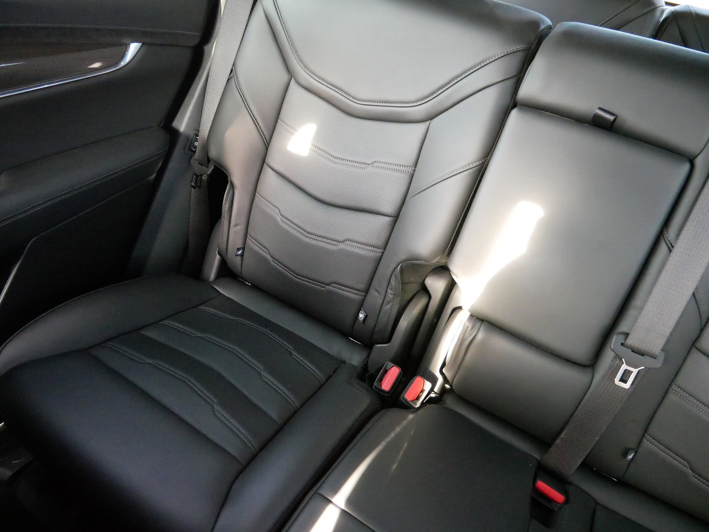 Certified 2024 Cadillac XT6 Sport w/ LPO, Onyx Lite Package image 12