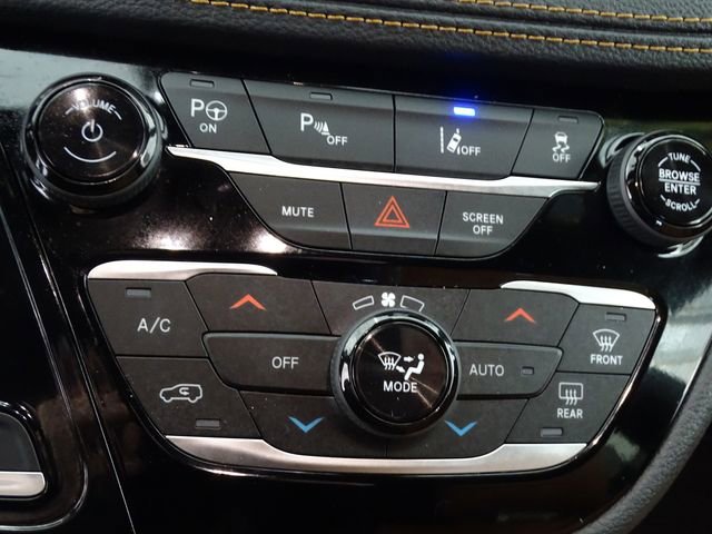 Certified 2023 Chrysler Pacifica Pinnacle image 13