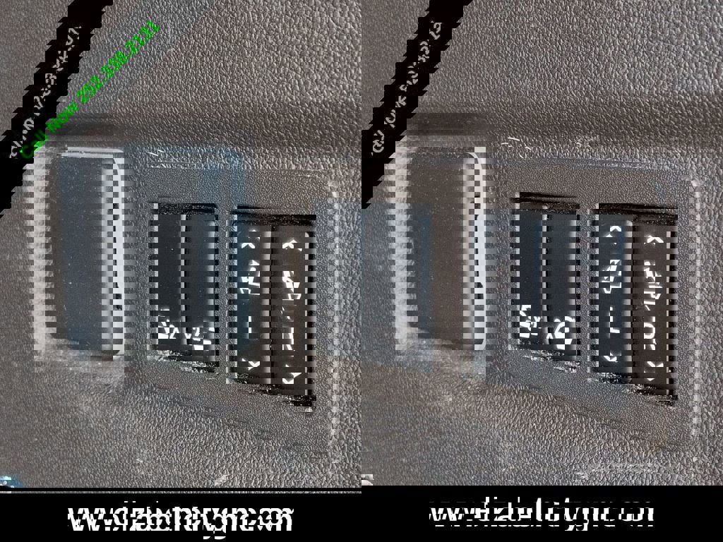 Used 2021 GMC Yukon XL Denali image 16