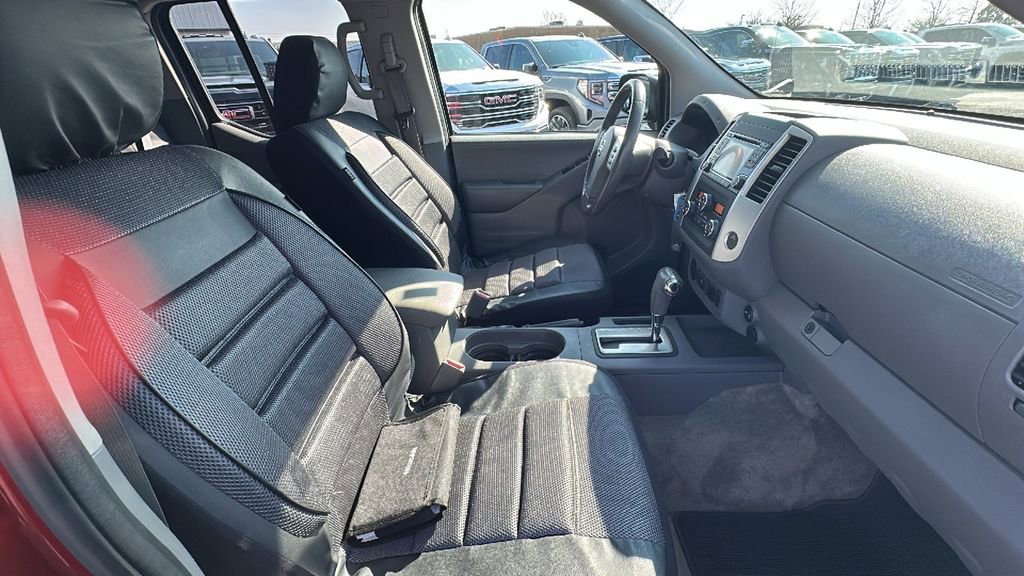 Used 2017 Nissan Frontier SV w/ SV Value Truck Package image 13