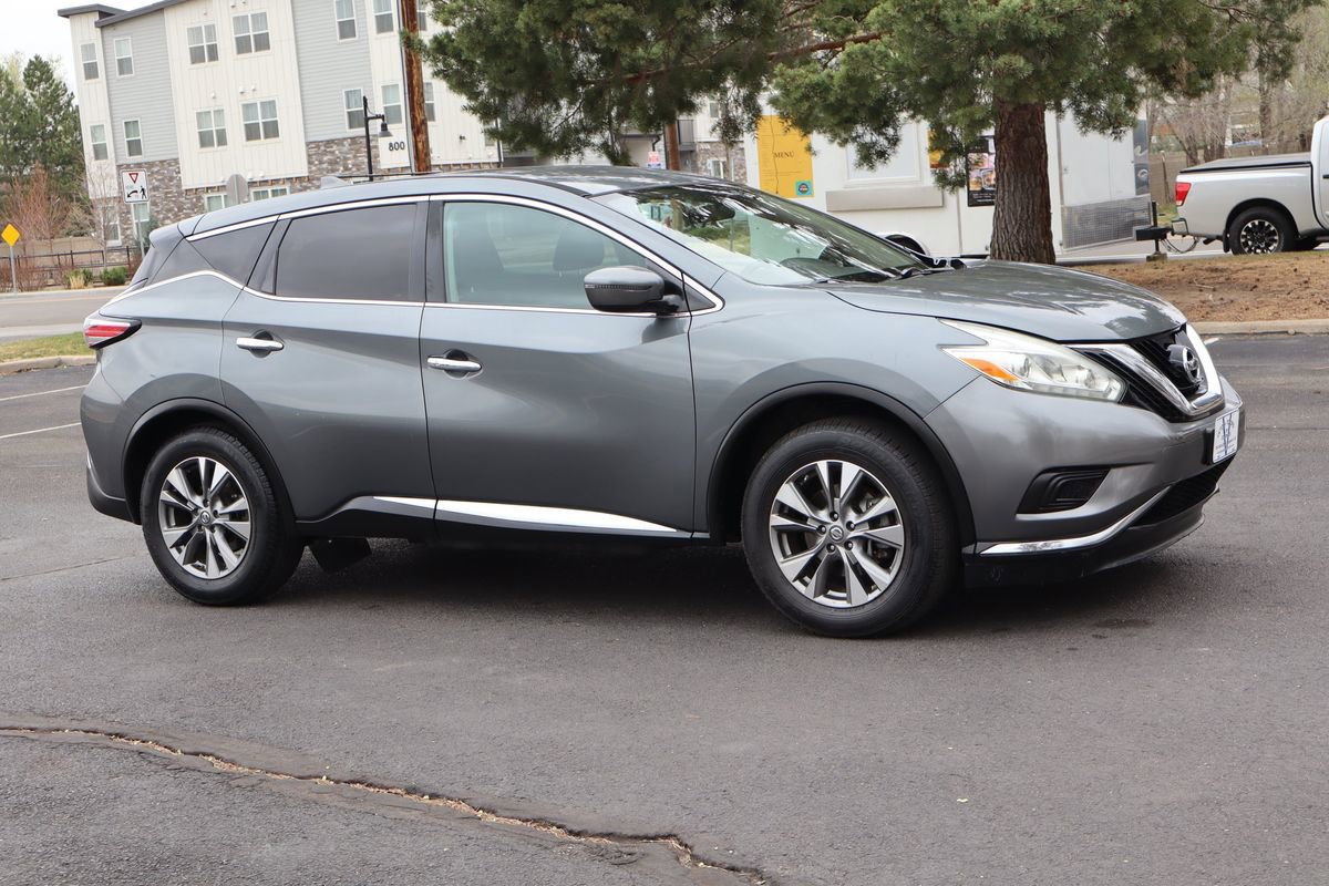 Used 2016 Nissan Murano S AWD/4WD image 2