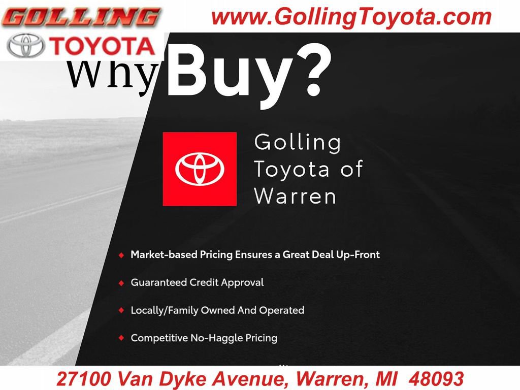 Used 2023 Toyota Prius LE image 3