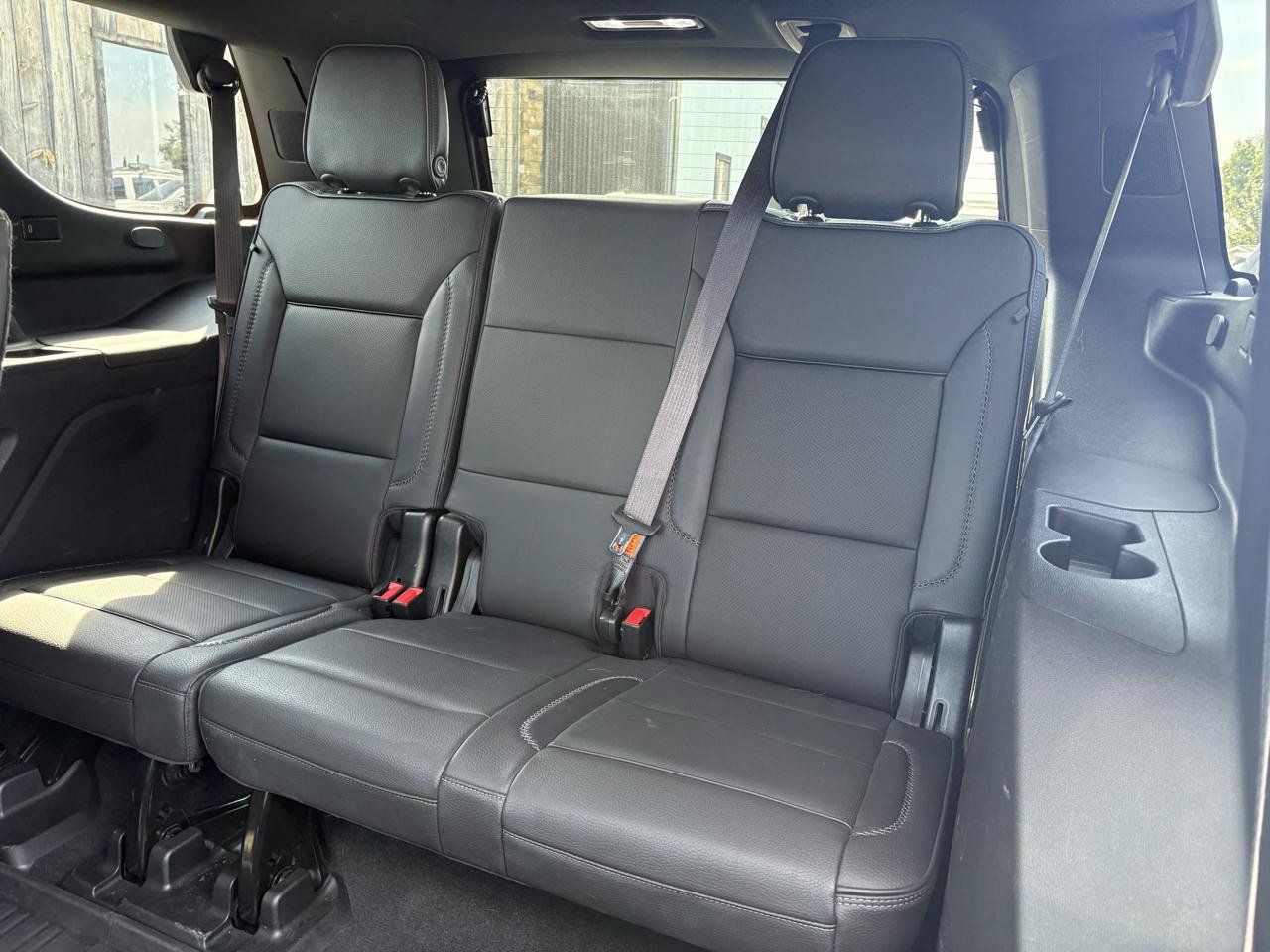 Used 2021 GMC Yukon Denali w/ Denali Ultimate Package AWD/4WD image 16