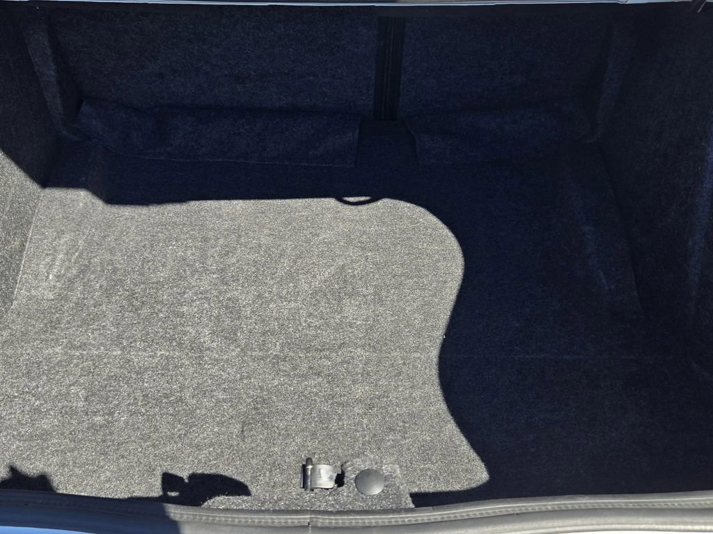 Used 2022 Dodge Challenger R/T w/ Plus Package image 30