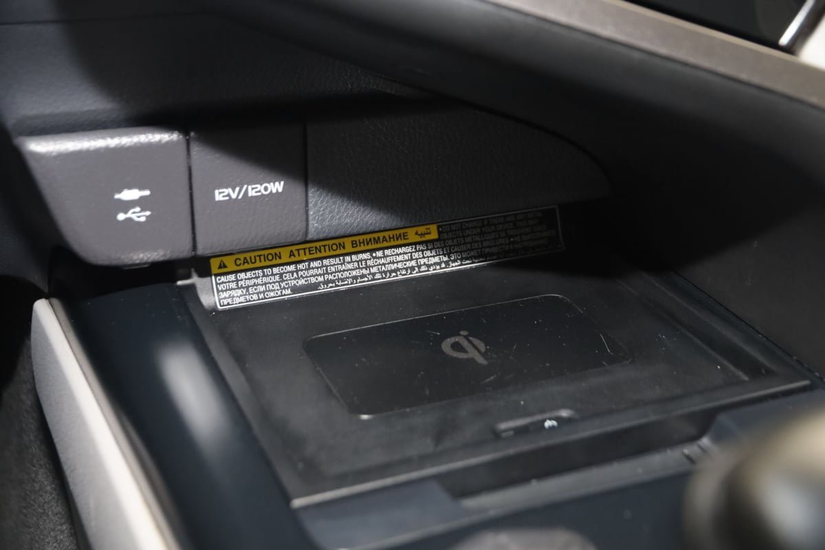 Used 2019 Toyota Camry XLE FWD image 27