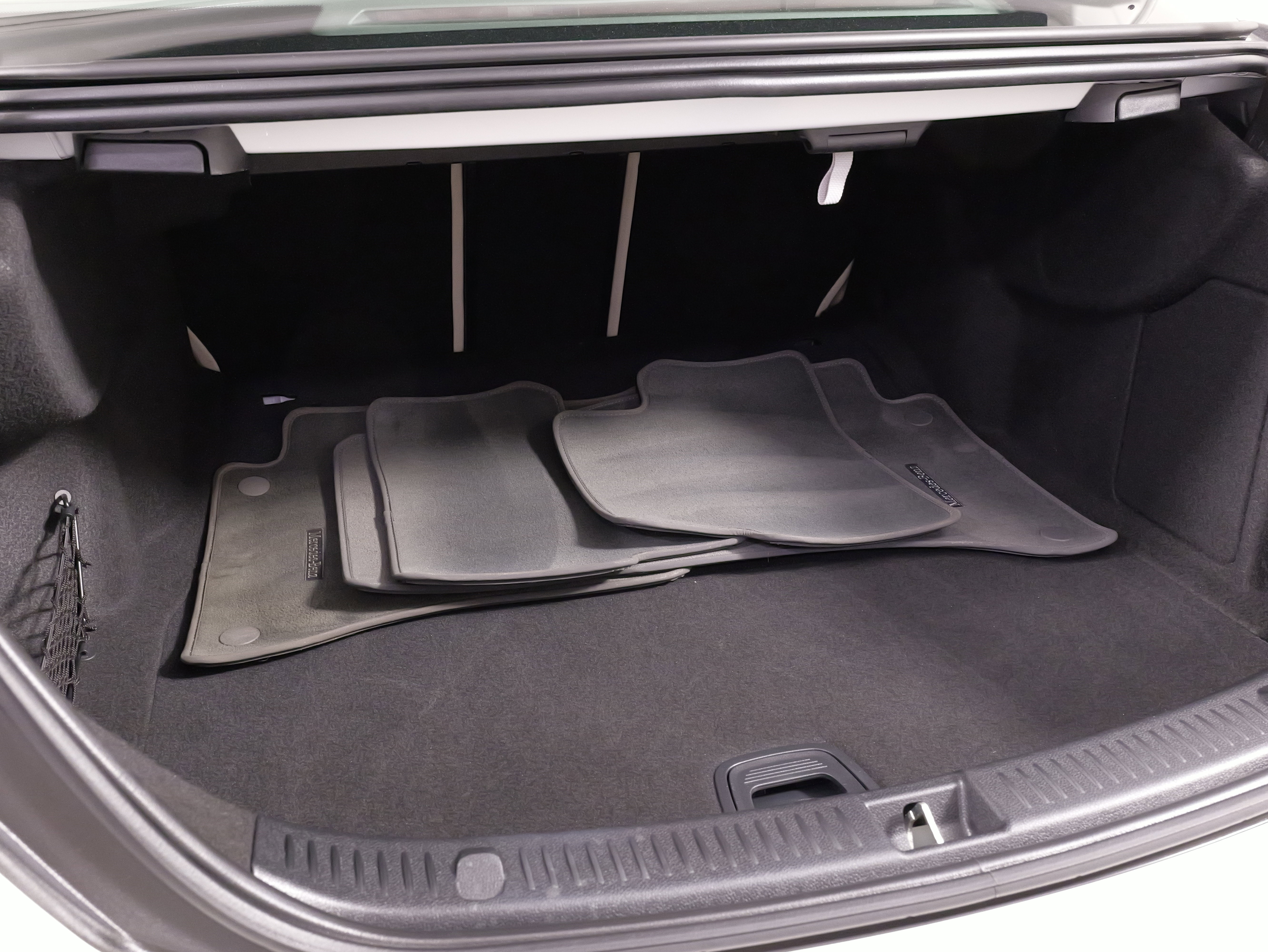 Used 2021 Mercedes-Benz E 350 4MATIC Sedan w/ Premium Package image 59