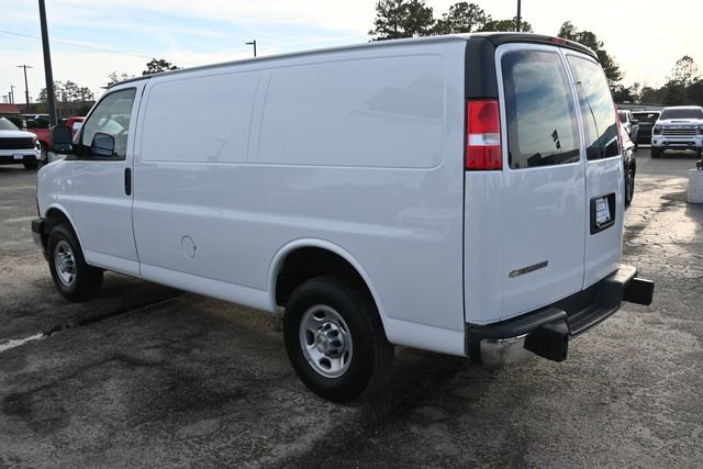 Used 2024 Chevrolet Express 2500 w/ Driver Convenience Package image 3