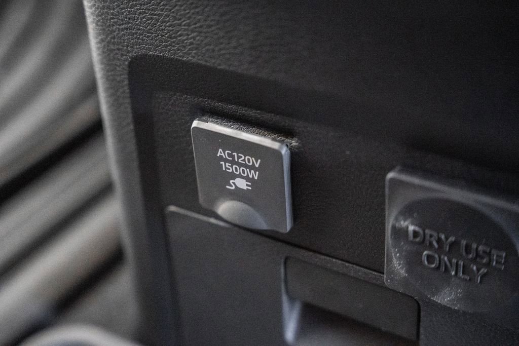 New 2026 Toyota Sienna Platinum image 36