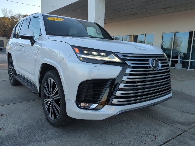 Used 2024 Lexus LX 600 4WD w/ Luxury Package