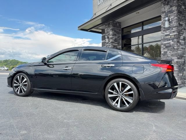 Used 2019 Nissan Altima 2.5 Platinum AWD/4WD image 11