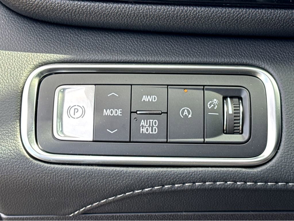 New 2026 Buick Enclave Sport Touring w/ Power Package AWD/4WD image 11