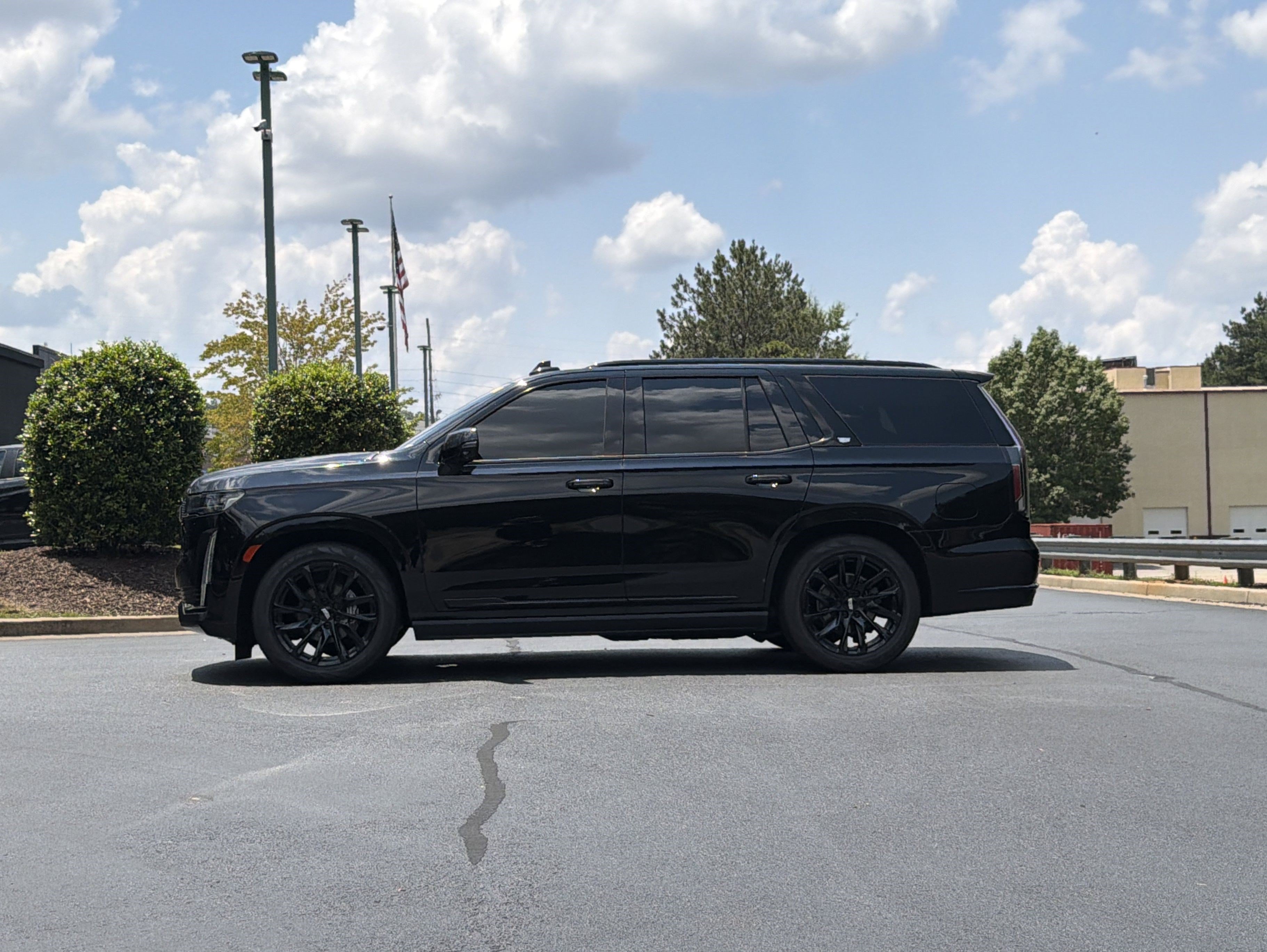 Used 2021 Cadillac Escalade Sport w/ Driver Assist Tech Package AWD/4WD image 15