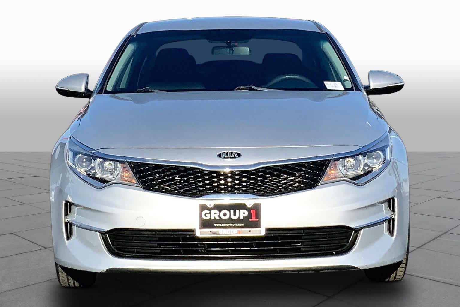 Used 2017 Kia Optima LX FWD image 4
