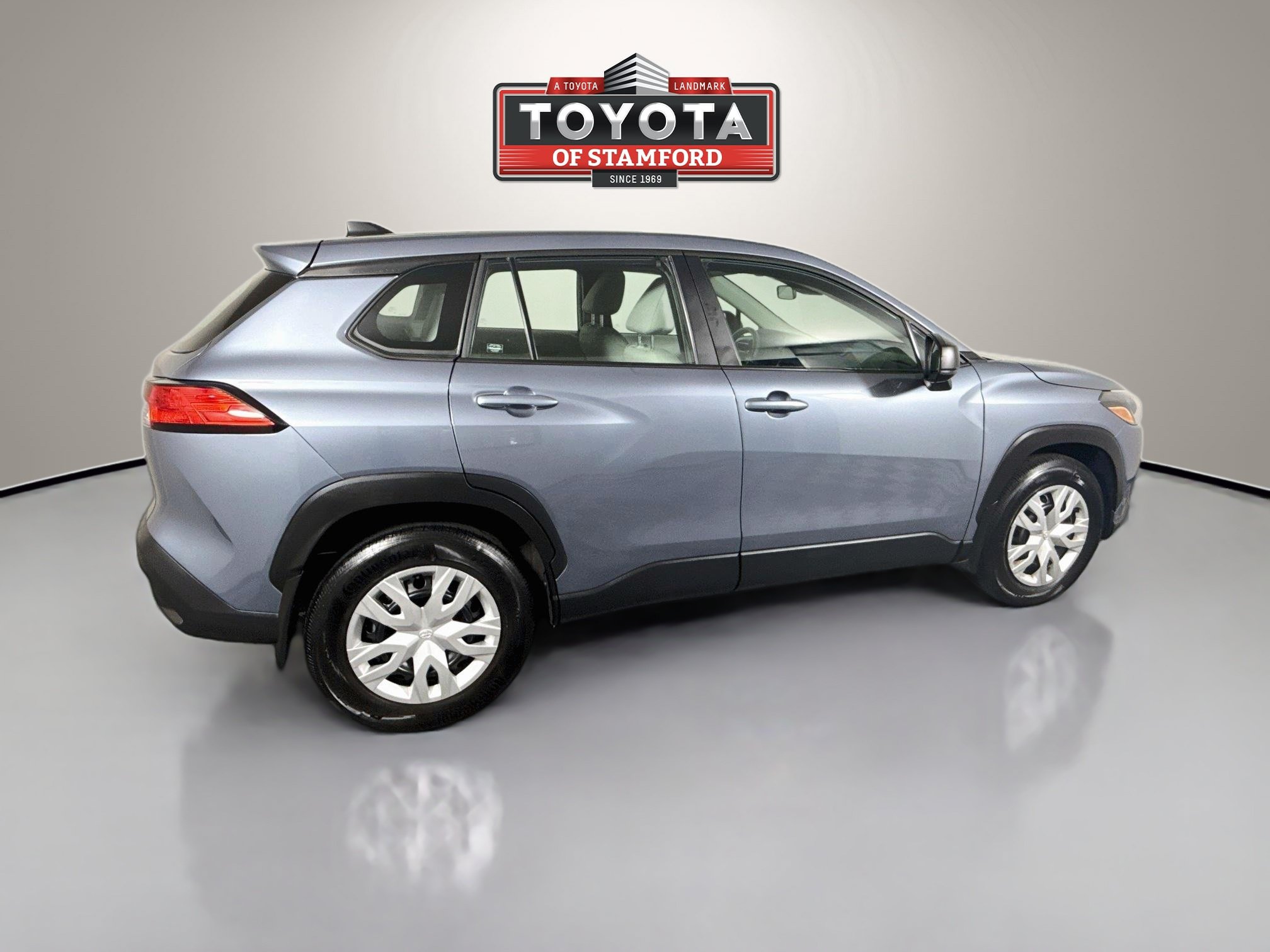 Used 2025 Toyota Corolla Cross L FWD image 8