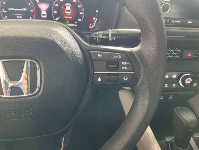 Used 2025 Honda Accord SE image 10