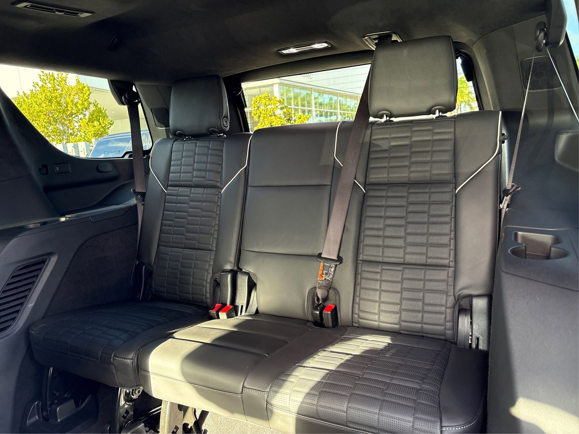 Used 2025 Cadillac Escalade V image 12