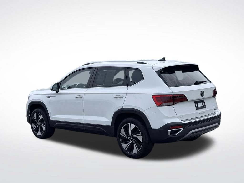 Used 2024 Volkswagen Taos SE AWD/4WD image 8