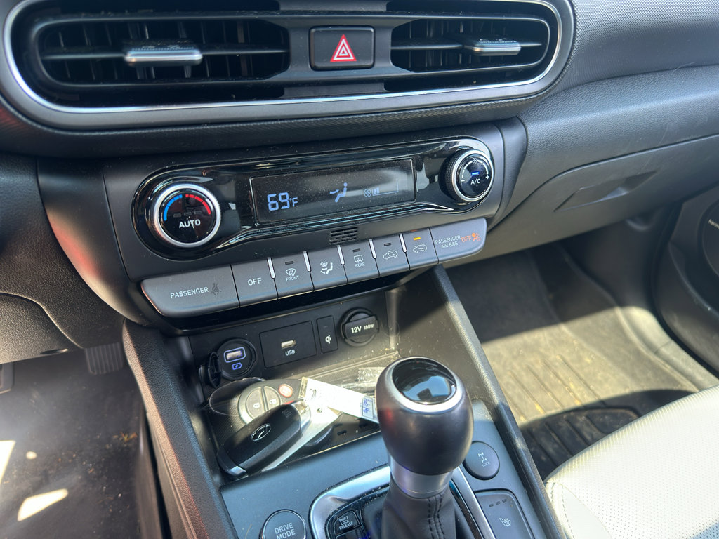 Used 2023 Hyundai Kona Limited AWD/4WD image 23