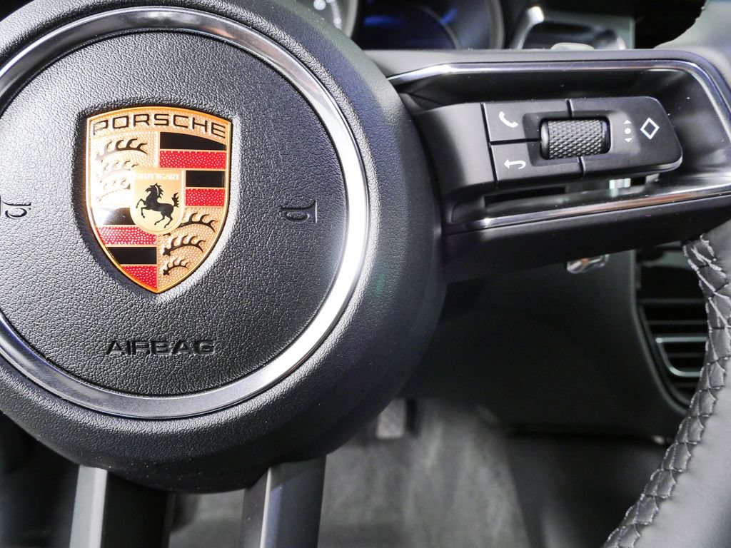 New 2026 Porsche Macan AWD/4WD image 11