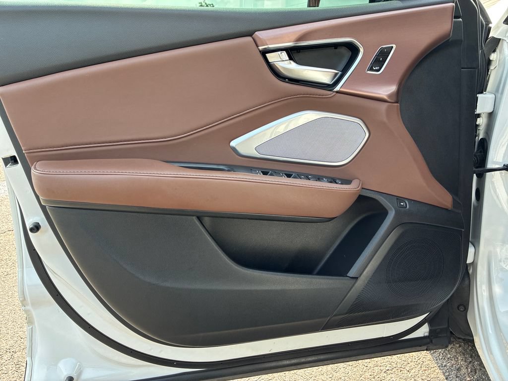Used 2023 Acura RDX w/ Technology Package FWD image 18