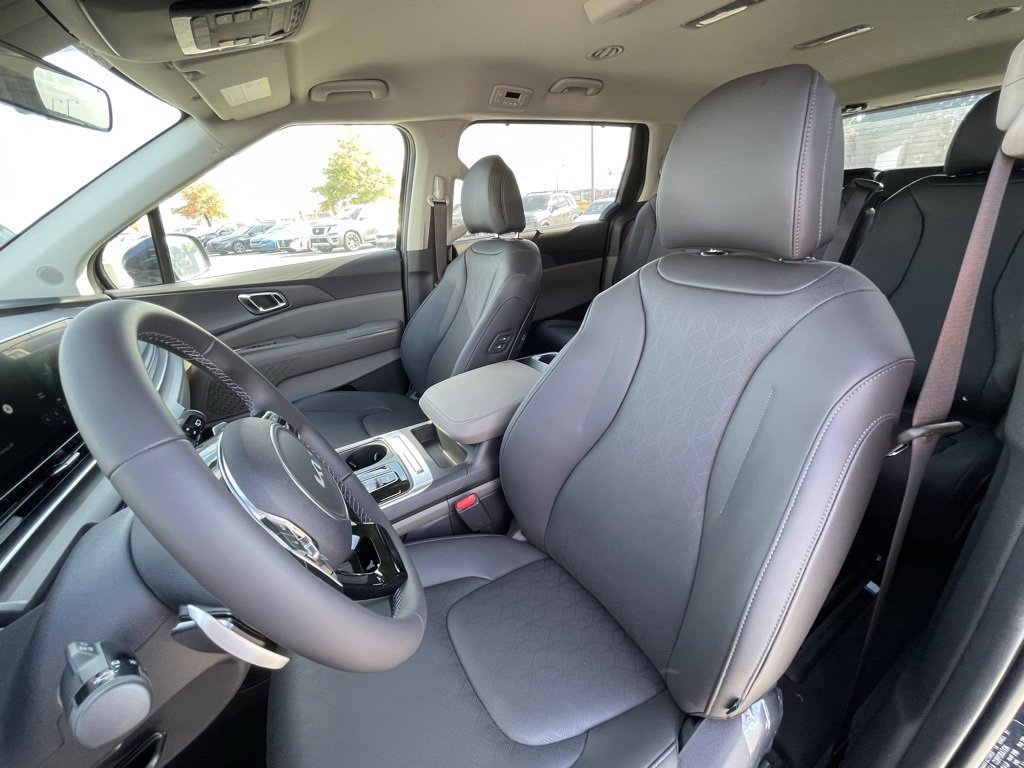 New 2026 Kia Carnival EX image 22