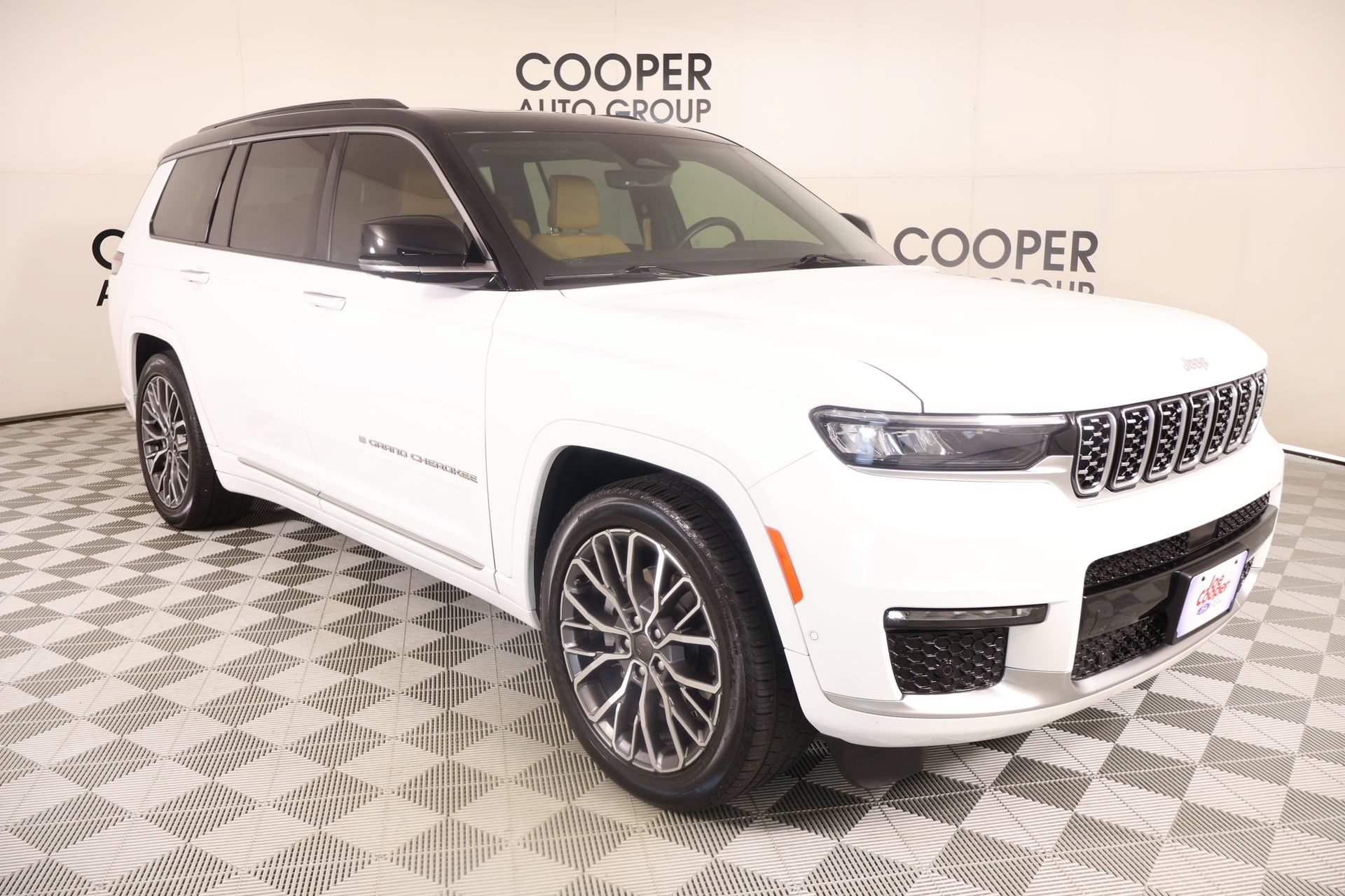 Used 2025 Jeep Grand Cherokee L Summit