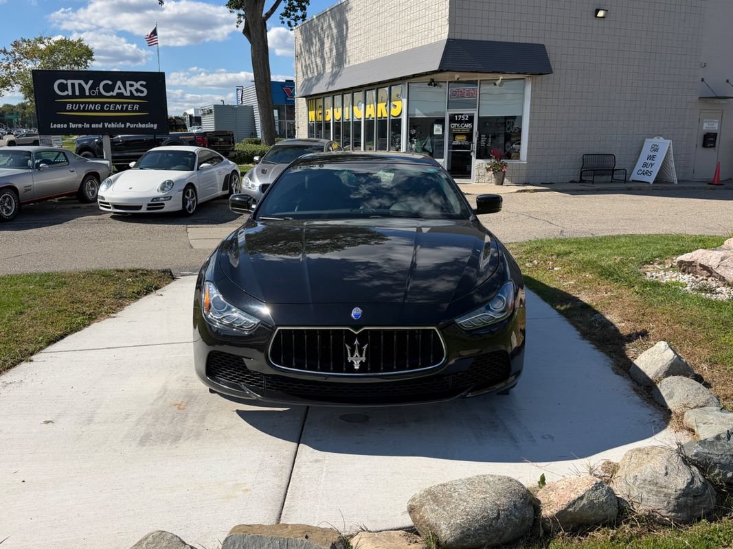 Used 2016 Maserati Ghibli S Q4 AWD/4WD image 2