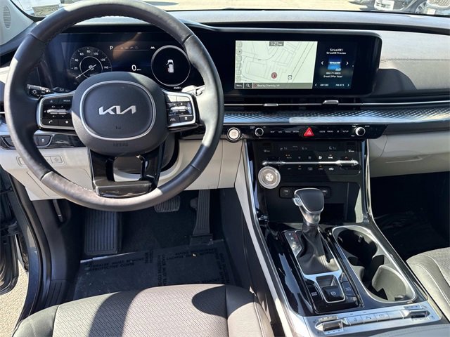 Used 2024 Kia Carnival SX Prestige image 18