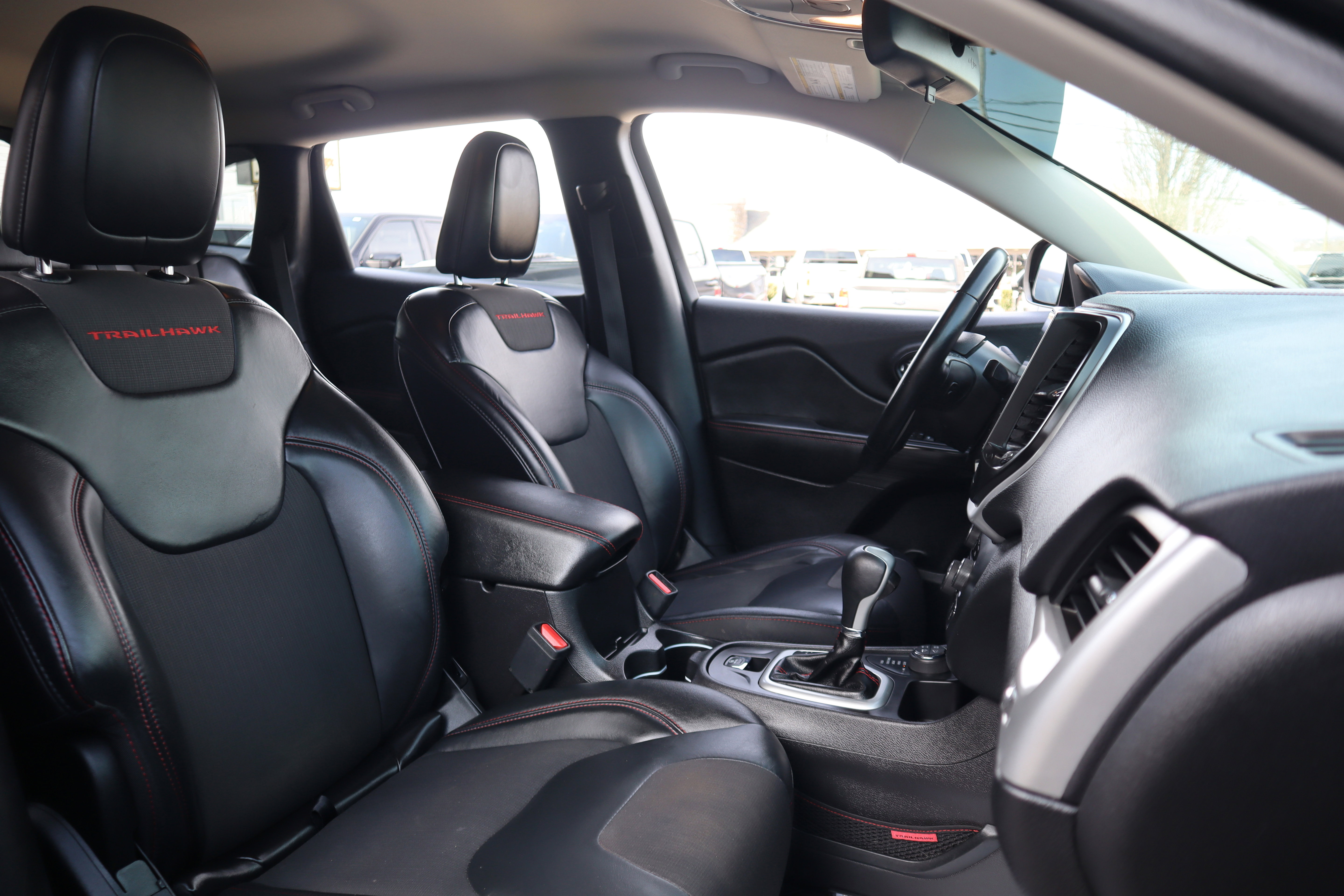 Used 2017 Jeep Cherokee Trailhawk w/ Trailer Tow Group image 28