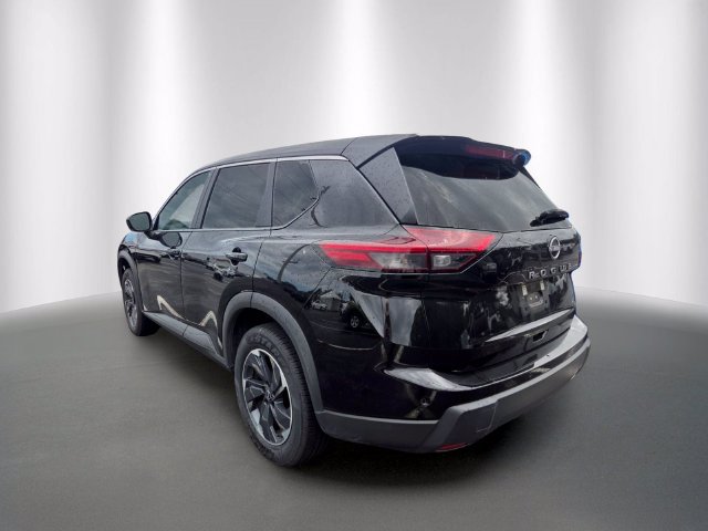 Used 2025 Nissan Rogue SV FWD image 2