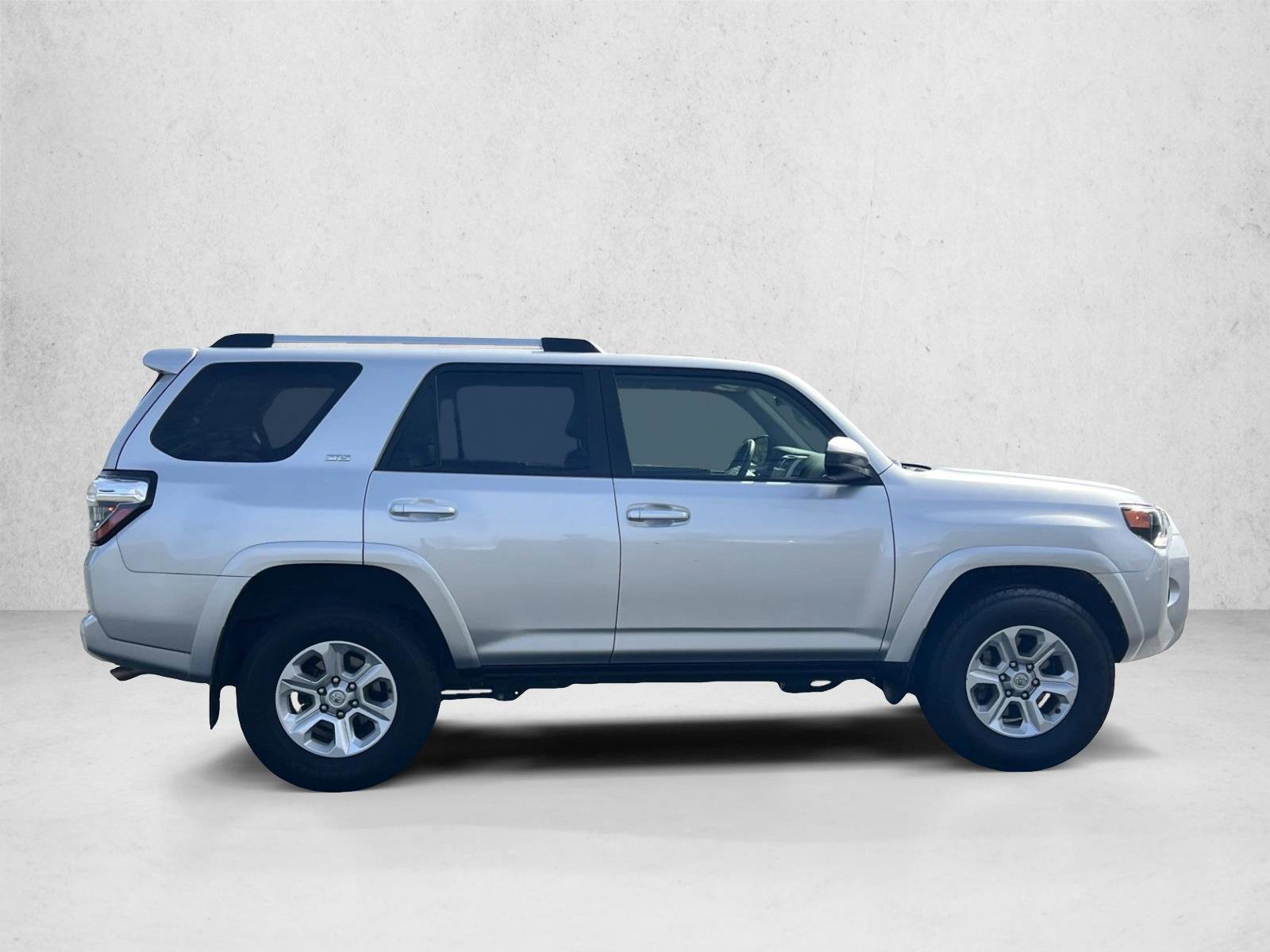Used 2023 Toyota 4Runner SR5 RWD image 4